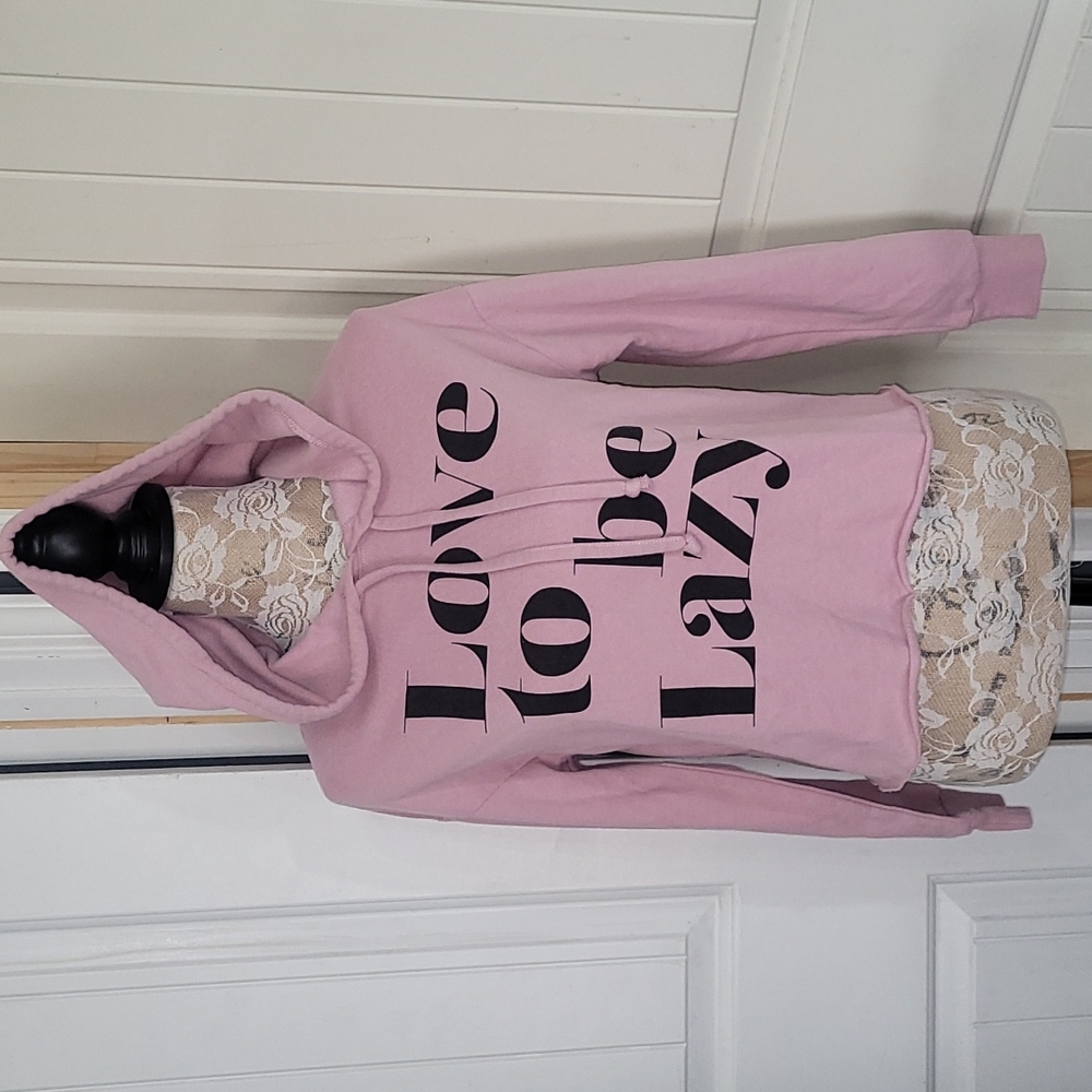 REBELLIOUS ONE PULLOVER